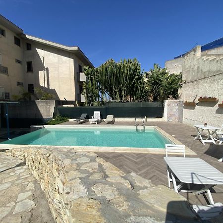 קאסטלמארה דל גולפו Residence Del Golfo מראה חיצוני תמונה