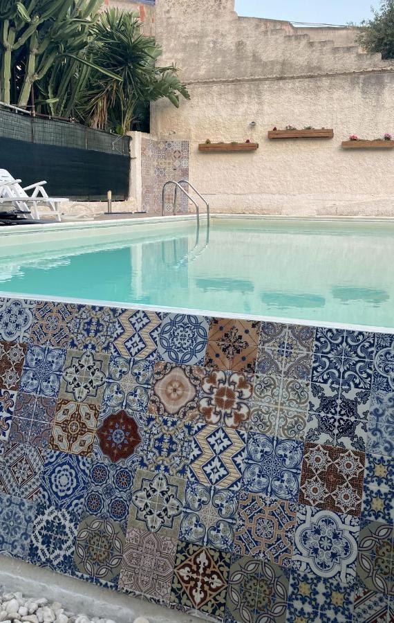 קאסטלמארה דל גולפו Residence Del Golfo מראה חיצוני תמונה